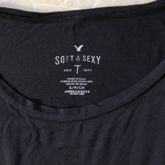 π3 for $15π "I Like My Town" Graphic Cropped Tee - Picture 5 of 9